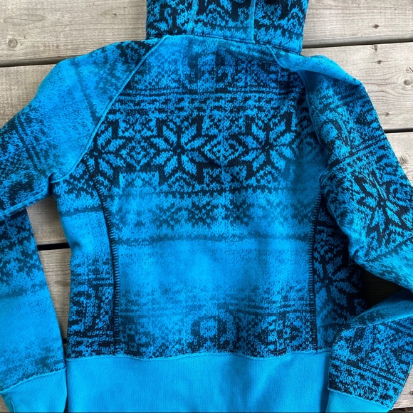 Lululemon Special Edition Snowflake Scuba Hoodie - Picture 7 of 10